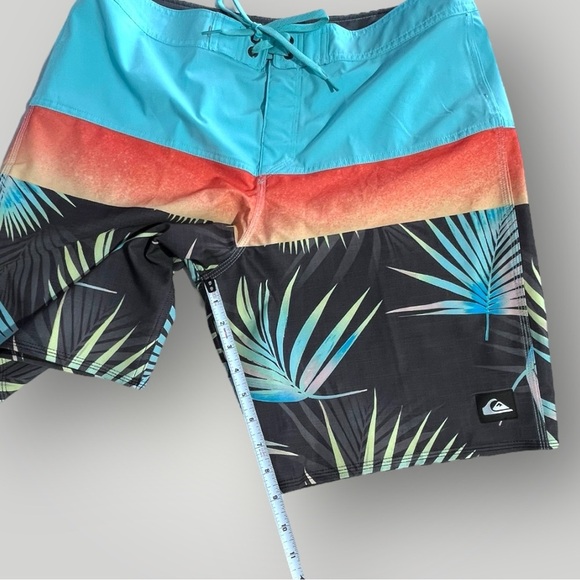 Quicksilver HighLine Bathing Suit Trunks - Picture 7 of 14